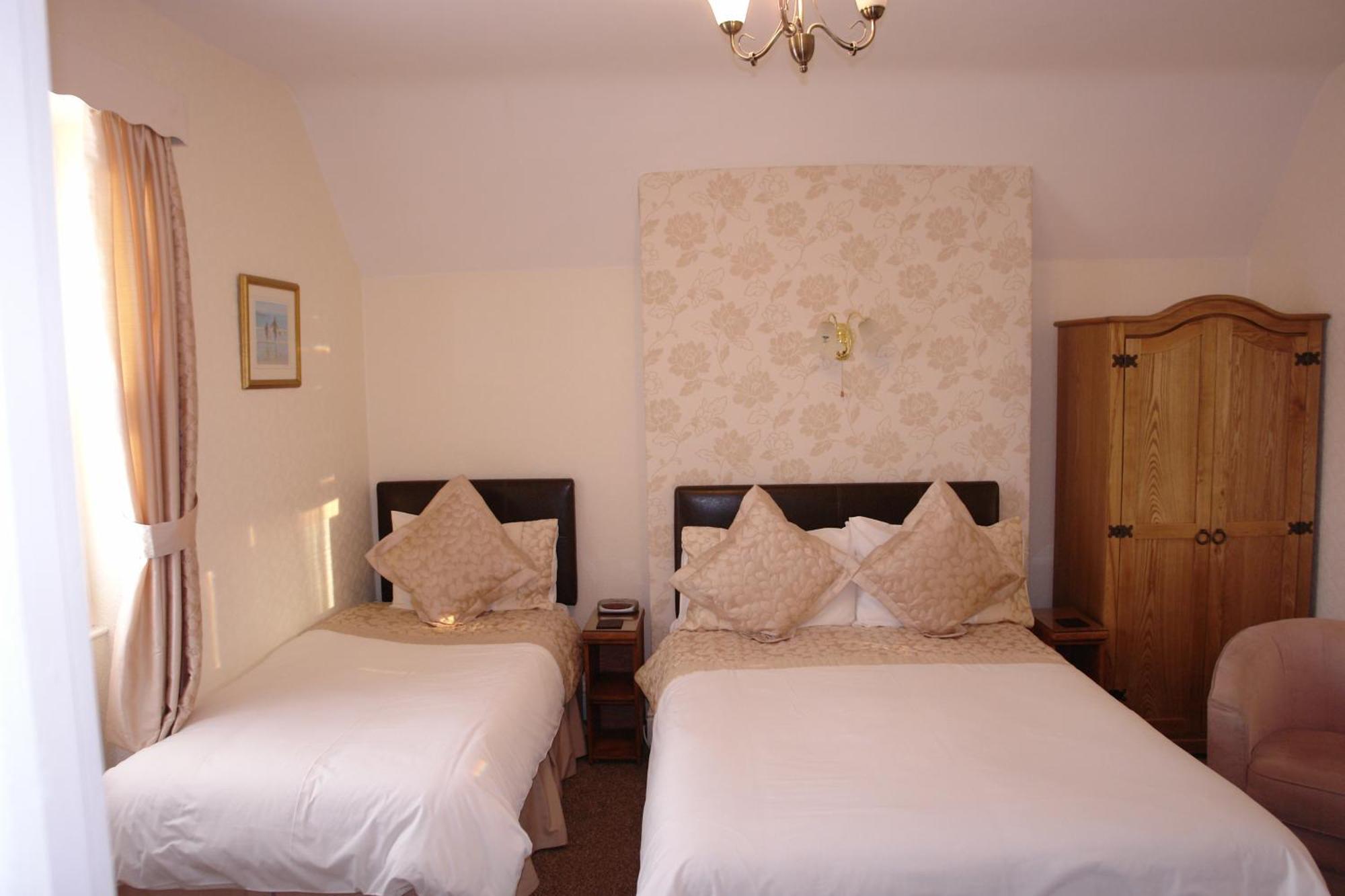Cedar Lodge Λαντούντνο Δωμάτιο φωτογραφία