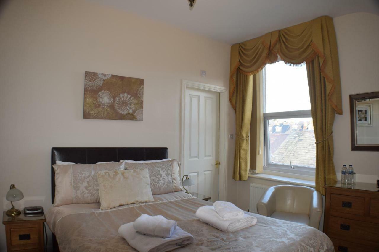 Cedar Lodge Λαντούντνο Δωμάτιο φωτογραφία