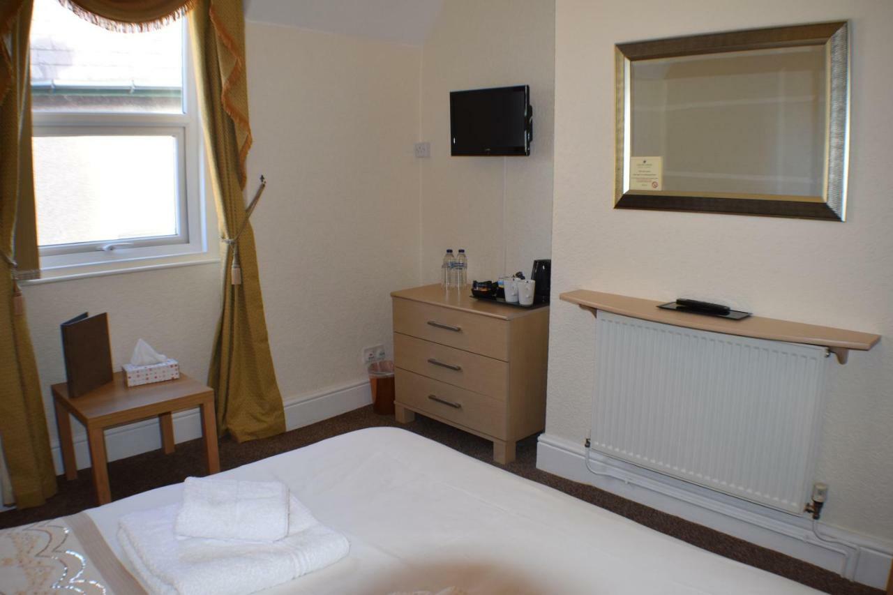 Cedar Lodge Λαντούντνο Εξωτερικό φωτογραφία