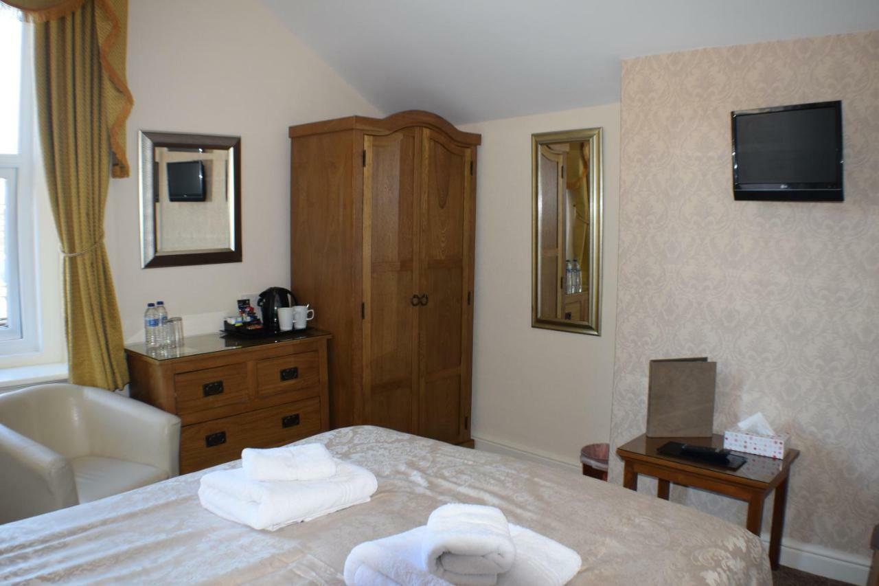 Cedar Lodge Λαντούντνο Εξωτερικό φωτογραφία